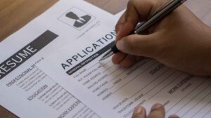 rédiger un cv après un licenciement